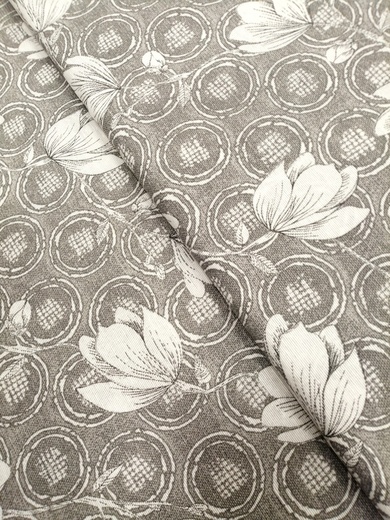 Dekorační látka LONETA magnolie v šedé 070045